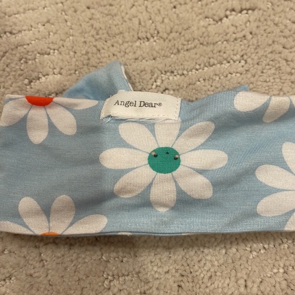 Angel dear light blue daisy headband - Picture 6 of 8